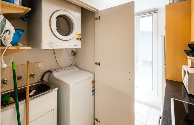 NAOMI, 2BDR South Melbourne Apartment - Foto 19