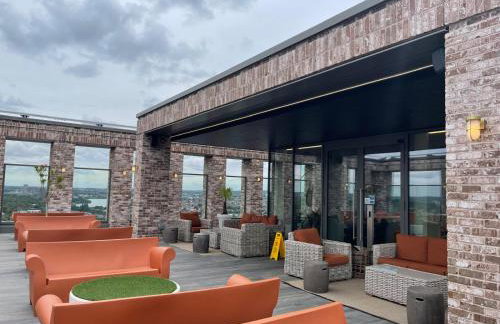 Luxury Private Room with Living Area Wembley Stadium View - Photo 47