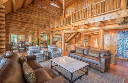 Azalea Retreat by Avantstay Sleeps 34 & Pool - Foto 52