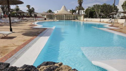 Bungalow Aqua Sol - Playa Roca residence - Sea front access - Free AC - WiFi - Foto 2, sunbed