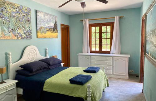 Menorca Large Family Villa Sleeps 12 - Photo 35