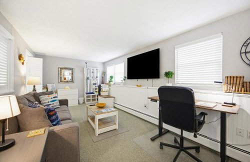 Ocean Breeze-8min Walk to Beach - Foto 7