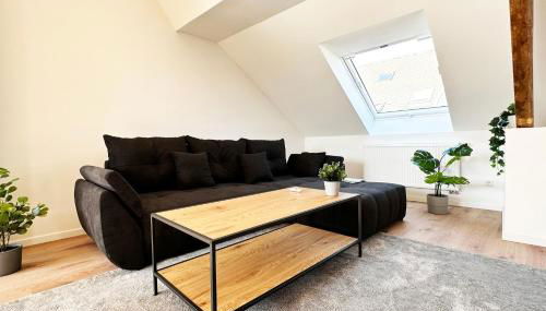 Suite-Apartment zentral in Krefeld mit hohen Decken - Foto 2