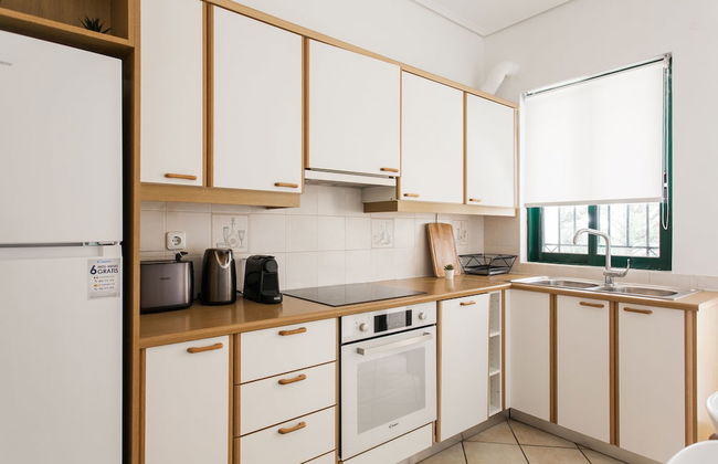 Top-Class 2BR Apartment in Marousi - Foto 14