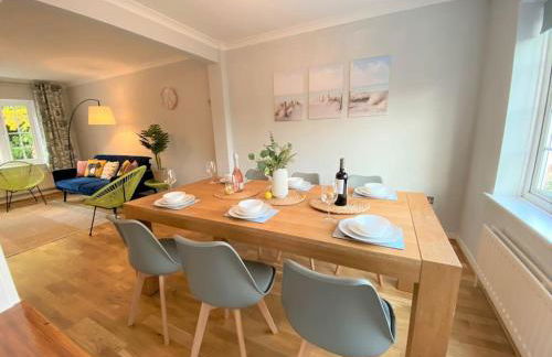 Redhill Town Centre 3 bed House near Gatwick Airport, easy commute to London - Foto 4