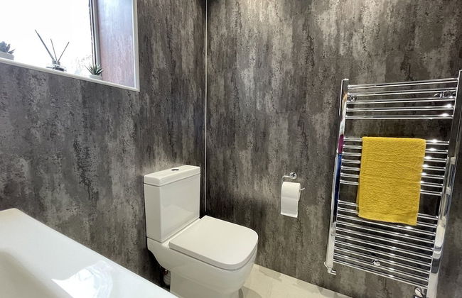 Worksop Newly Refurbished 3-bedroom House - Foto 32