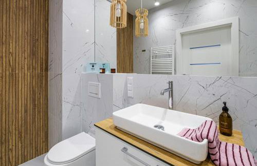 Salt & Sand by Praia Apartments 200 m do plaży, Ergo Arena - Foto 50