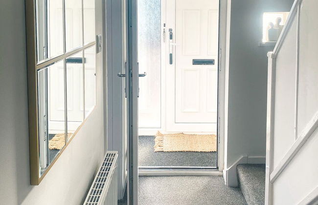 Phoenix House - Photo 3