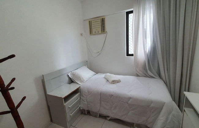 Apt 2 quartos com varanda próximo Praça Casa Forte o bairro mais agradável do Recife ARN901 - Photo 5