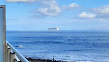 Sunny Beach Machico Apartment by Holiday Rental Madeira - Foto 1