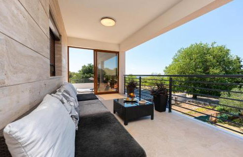 4 Bedroom Gorgeous Apartment In Korlat - Foto 9