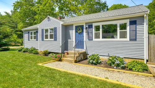 Private Beach and Resort-Style Perks Cape Cod Home - Foto 3