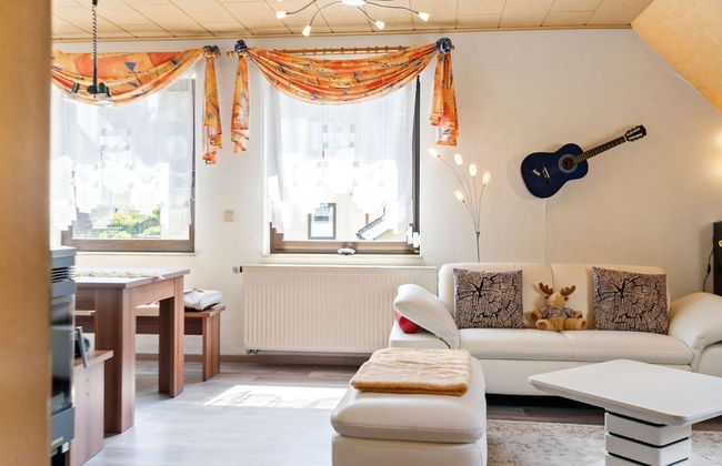 Garden View Apartment in Erzgebirge near Forest - Foto 14