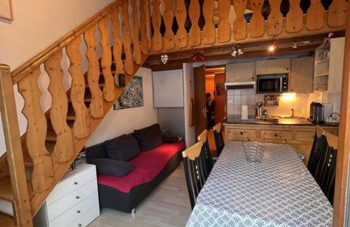 Appartement 3 pièces, mezzanine, 6 pers, proche remontées mécaniques, WiFi - FR-1-676-66 - Foto 2