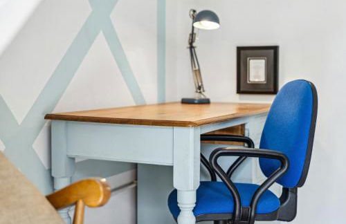 2BR Leamington Spa, by Clarendon Stays, FREE Parking, WiFi, Smart TV! - Foto 6