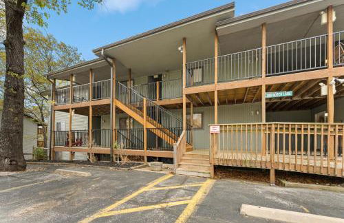 Free Silver Dollar City Tickets & other attractions! Branson, Walk-In Available - Foto 33