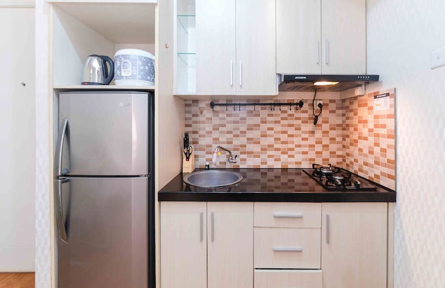 Comfort and Simple 2BR at Pakubuwono Terrace Apartment - Foto 7