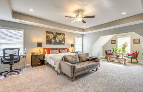 Patio with Fireplace Spacious Sharpsburg Home! - Foto 13