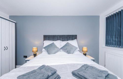 3BR Elegant House in Leeds Sleeps 6 Parking - Foto 56