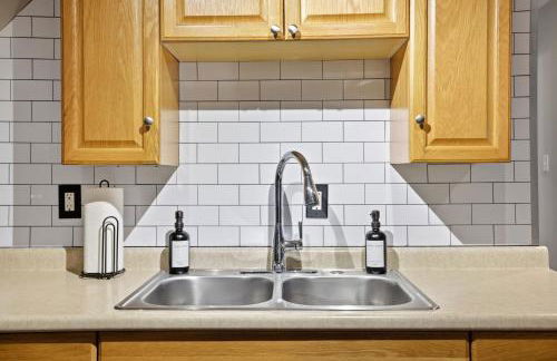 The Divine Cottage! Woodsy Hideaway! - Foto 33