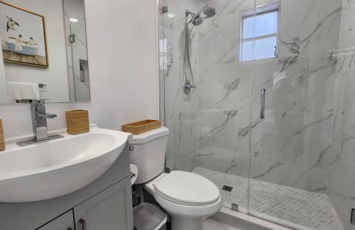 2-bed Lakeridge Fllfree Parking 6 Min To Beach - Foto 10