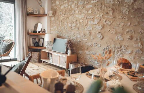 Charming stone gîte - Nature, terrace & calm - Jura - Foto 16