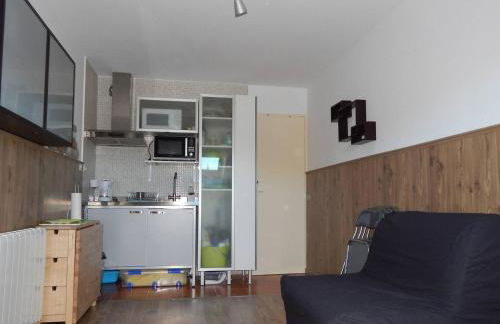 Studio lumineux, bien équipé au cœur de la station, idéal pour 2 adultes et 1 enfant. - FR-1-592-60 - Foto 9