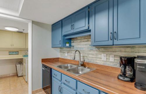 Fabulous ocean and beach views with top complex amenities - Photo 29