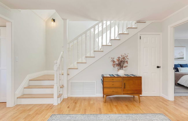 Colonial Bluff House Above the Sea by Avantstay - Foto 24