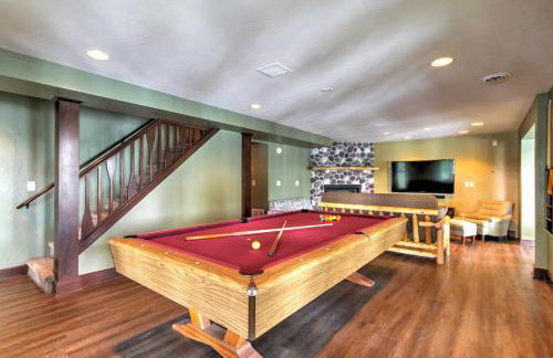 Waupaca Lakefront Home with Pool Table and Dock! - Foto 3