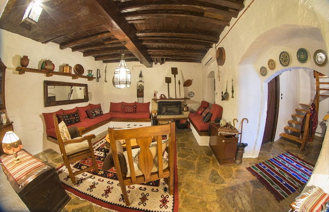 Dandy on the Hill in Parnassus Villa Pasifne up to Nine People - Photo 8