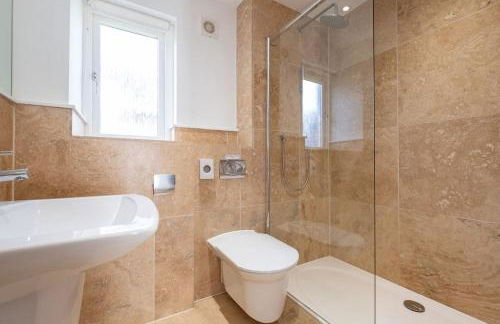 Trewhiddle Retreat V5 by Together Travel - Luxury 4-Bedroom Villa - Foto 29