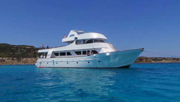 Balade en bateau sur le Blue Lagoon - Photo 4, Bateau sur le Lagon Bleu