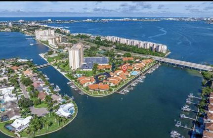 Villa on Point Brittany 21 by Distinctive Beach Rentals - Foto 49