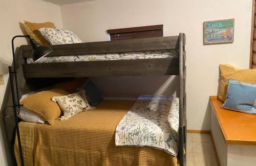 Off the Hook - Foto 25