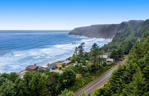 Radar Road Retreat Vacation Rental - Photo 20