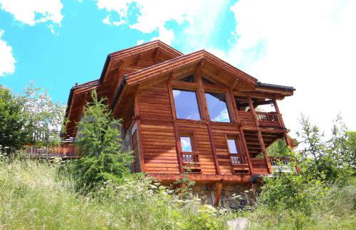 Charming Chalet w/ Mountain & Slope Views, Jacuzzi - Foto 34