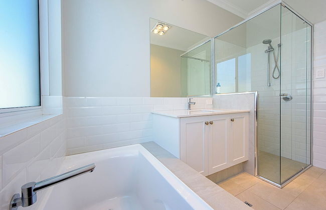 A Waterside Paradise - Foto 16