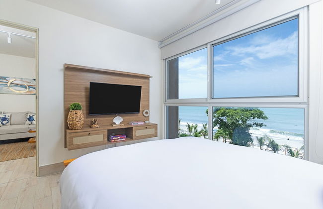 Surfside Beachfront Suites by Playa Caracol Resorts - Foto 78