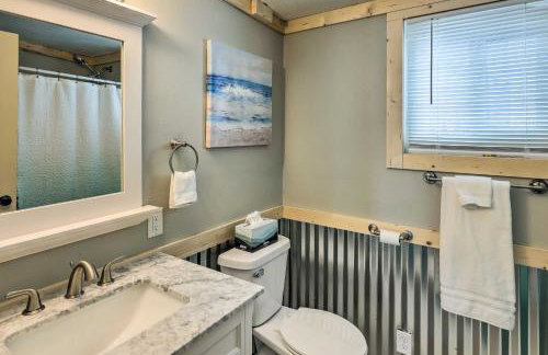 Lakefront Vacation Rental with Fire Pit and Dock! - Foto 16