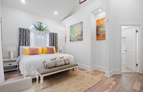 Chic 4BR Home Hot Tub Game Room - Foto 48