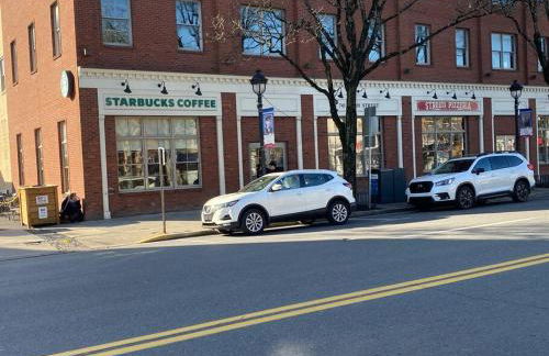 Apt in the heart of Main Street - Foto 7