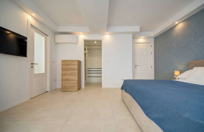 Luxury Penthouse With Private Pool and sea Views, Sleeps 6 - Photo 21