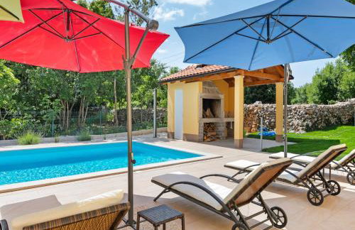 Quaint Holiday Home near Buzet with Terrace - Foto 15