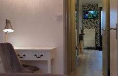 chez KARINE T4 Terrasse 5ème étage CENTRE VILLE Wifi Parking - Foto 5