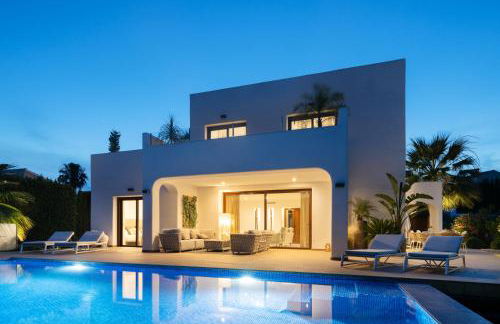 Villas Guzman - Artista - Photo 3