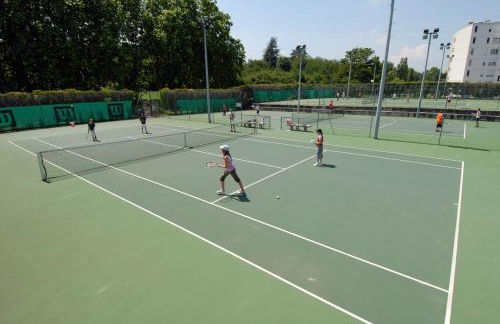 Renovated 2-Bed Apartment 2 min from Lyon - Foto 31