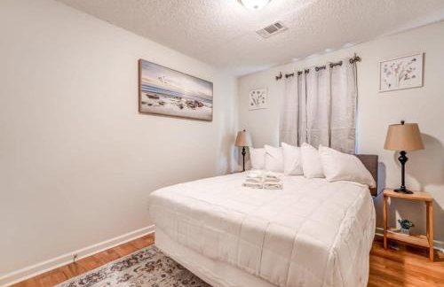 Near Parks & Shopping- Hickory Ridge Hideaway - Foto 9