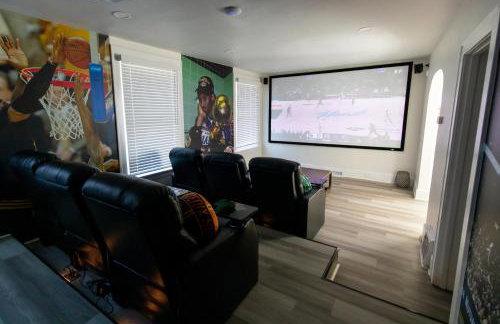 New Group Space - Sleeps 20! Near Sports Center - Photo 10