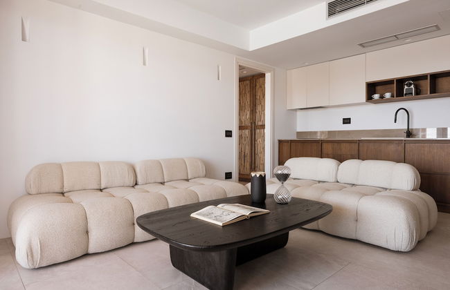 Casa Del Mar Mykonos Seaside Resort - Photo 69